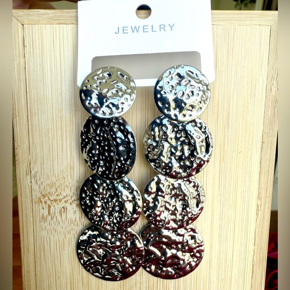NEW Pair Silver Hammered multi-disc drop Earrings 
Elegant Dangle  Women Jewelry